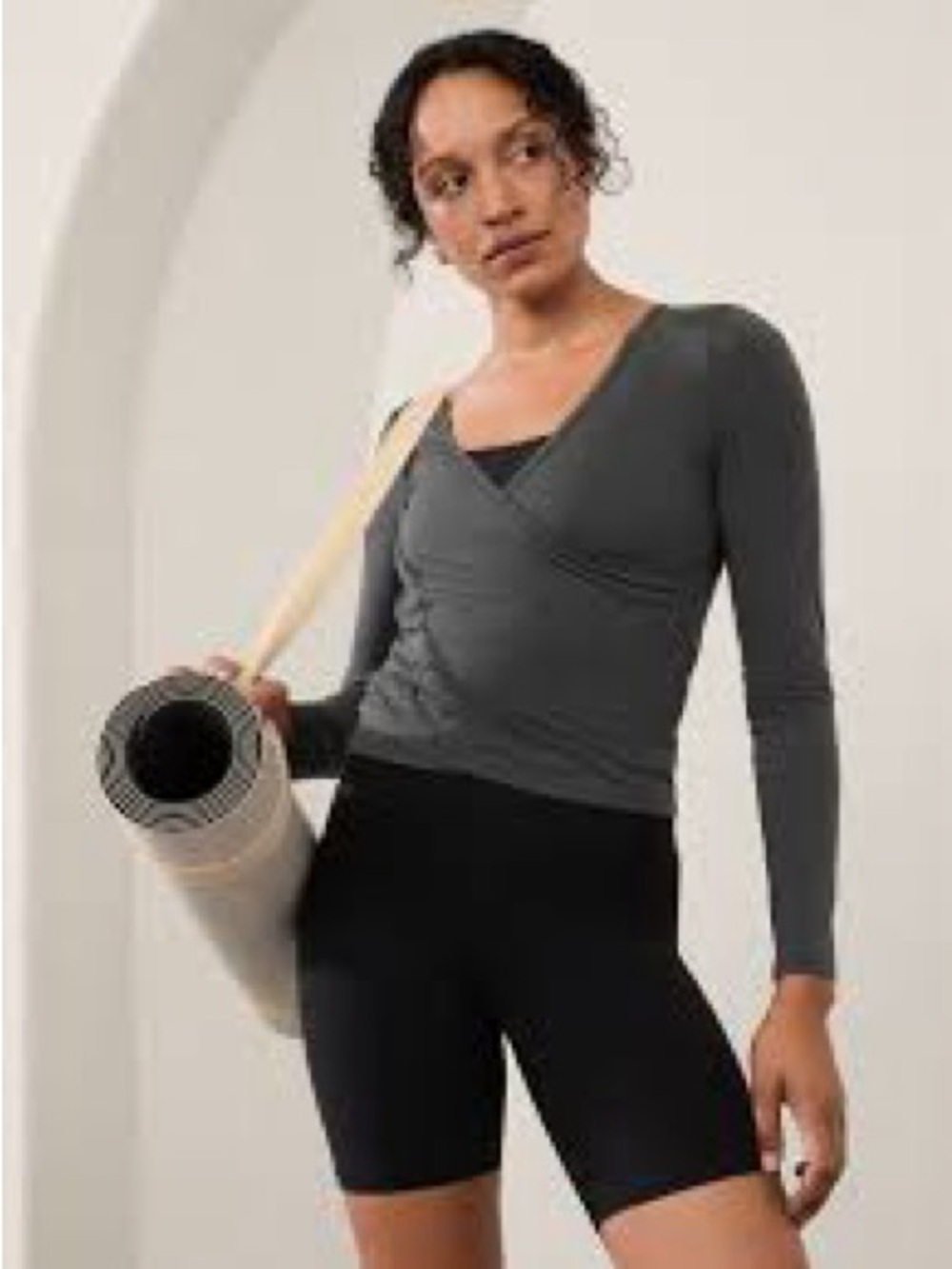 Athleta With Ease Wrap Top
M | Blank Sand